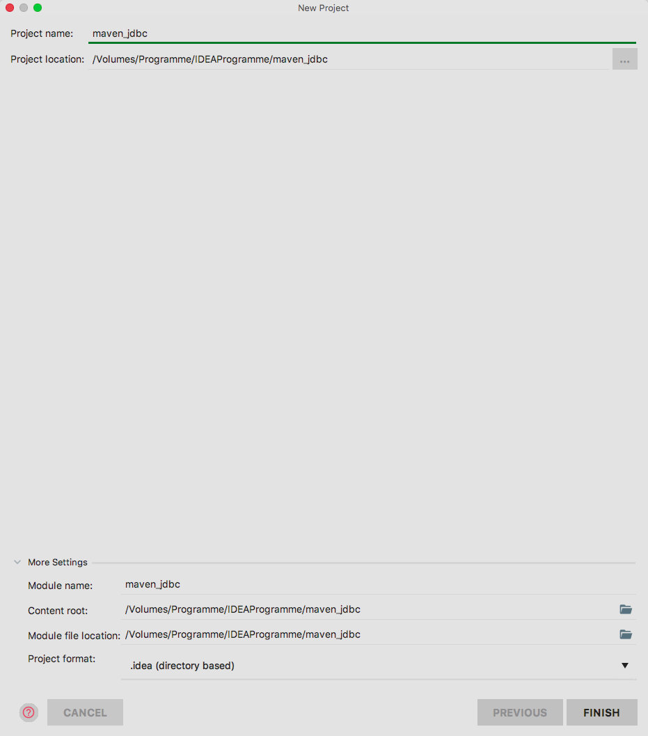 点击Finish即可成功创建maven项目